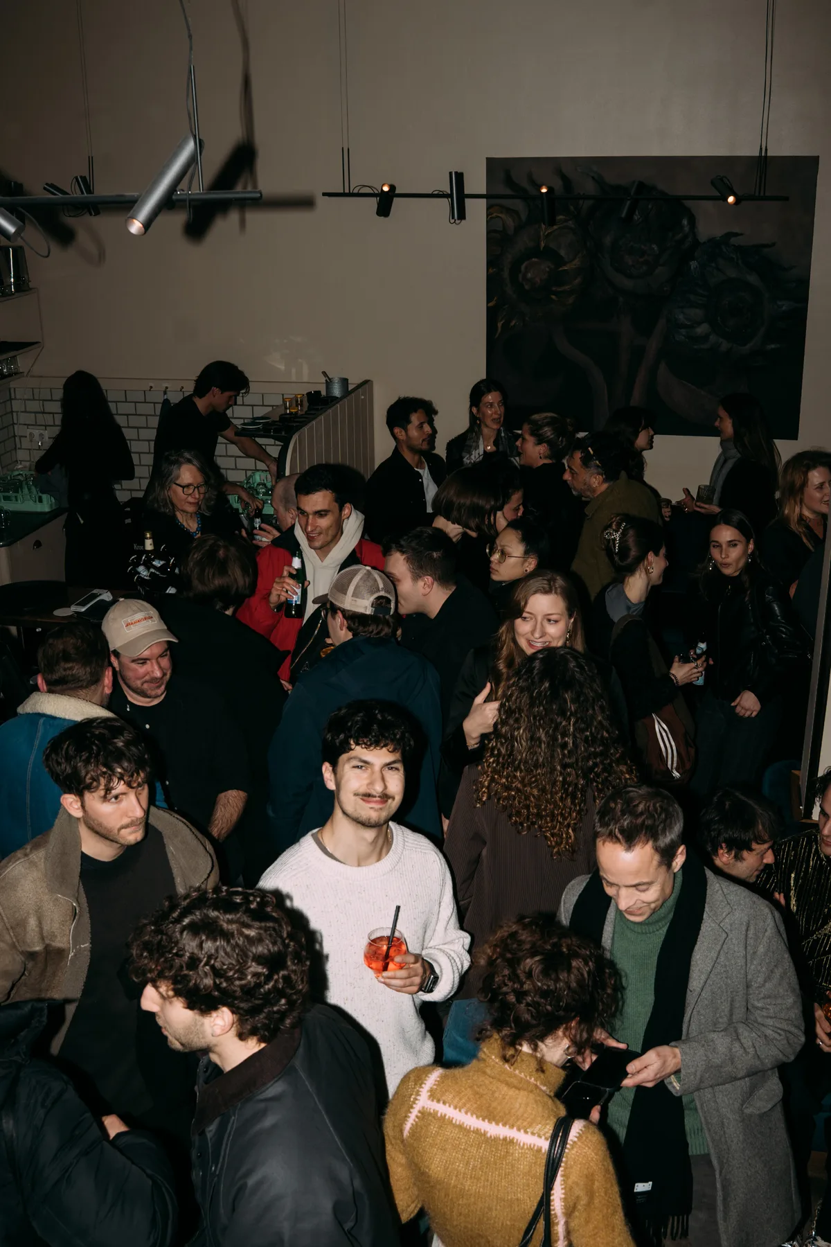 Gefüllte Bar bei der Aftershow